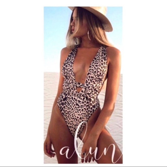 CLEARANCE ‘Harlow’ leopard print monokini - Picture 2 of 9